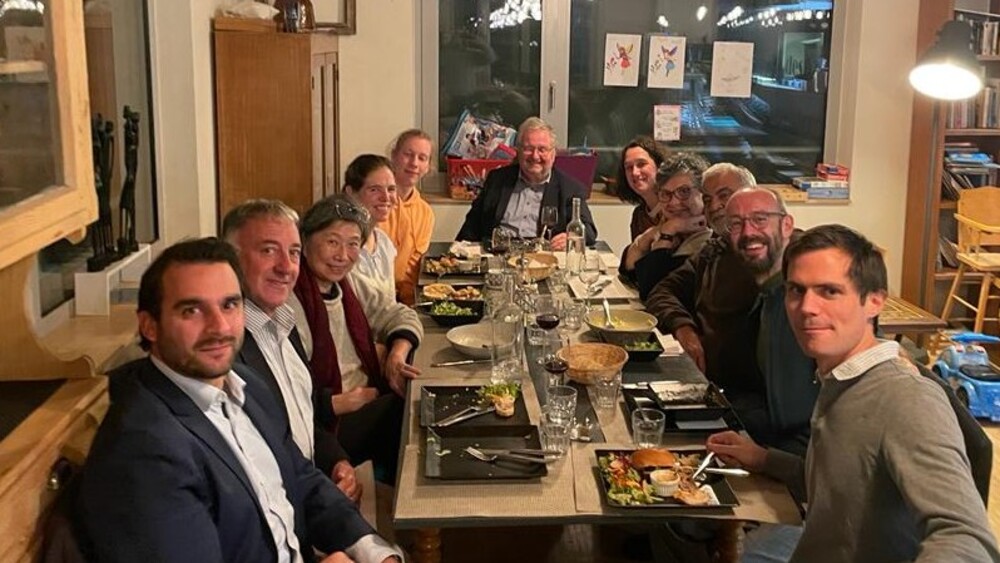 Cosy finale during group dinner